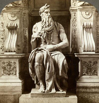 Michelangelova socha Mojžíše, kostel San Pietro in Vincoli, Řím, Itálie. od Underwood and Underwood