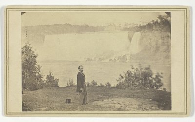 Bez názvu (Muž u Niagarských vodopádů) od Unknown