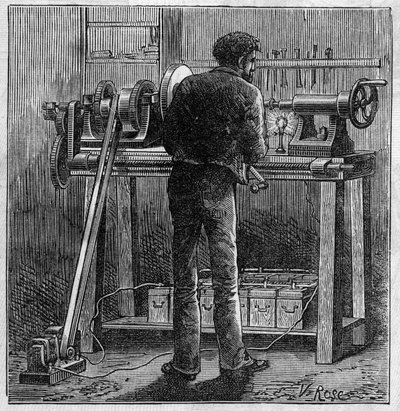 Použití baterií Faure: obrat řemeslníka napájeného z akumulátoru. Gravírování v „“Le Monde Illustré““ od Unknown artist