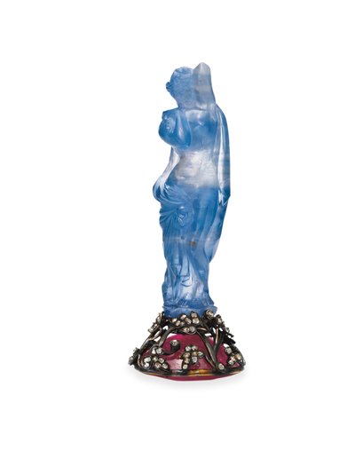Socha „Modrá Venuše“, cca polovina 19. století (safír, spinel a diamanty) od Unknown artist