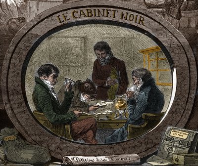 Cenzura v 19. století: Za starého režimu se služba nazývá „Černý kabinet“, který z bezpečnostních důvodů zodpovídá za prověřování soukromé korespondence. Rytina 19. století. od Unknown artist