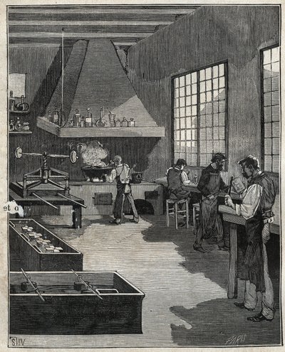 Galvanické zlatnictví: příprava forem. Rytina z roku 1885 v „“Les arts et metiers illustres““ od Adolphe BITARDA. od Unknown artist