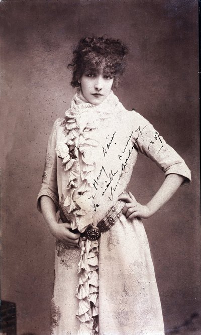 Portrét Henriette Rosine Bernard dit Sarah Bernhardt (1844-1923), podepsaná fotografie od Unknown artist