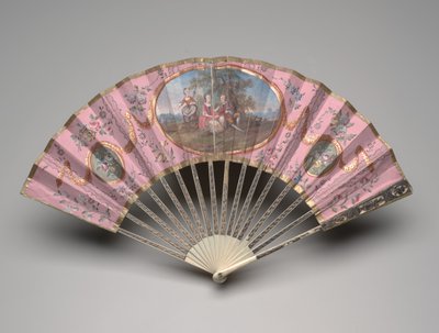 Skládací vějíř s pastýřskou scénou na "domino" půdě, cca 1770-80 léta (kvaš a akvarel na dvou listech papíru, slonovina, zlacení, perleť a drahokamy z pasty) od Unknown artist