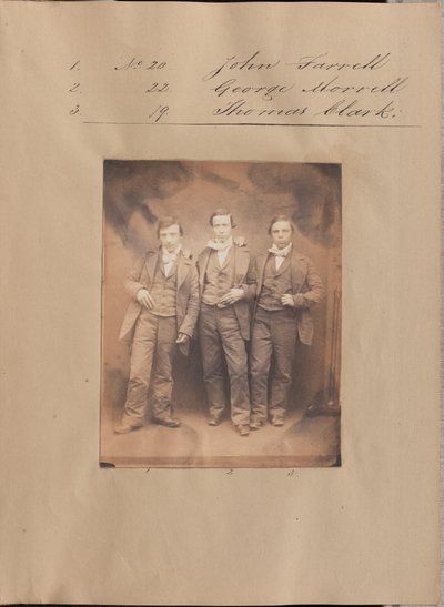 [Portrét Johna Farrella, George Morrella a Thomase Clarka] od Unknown artist