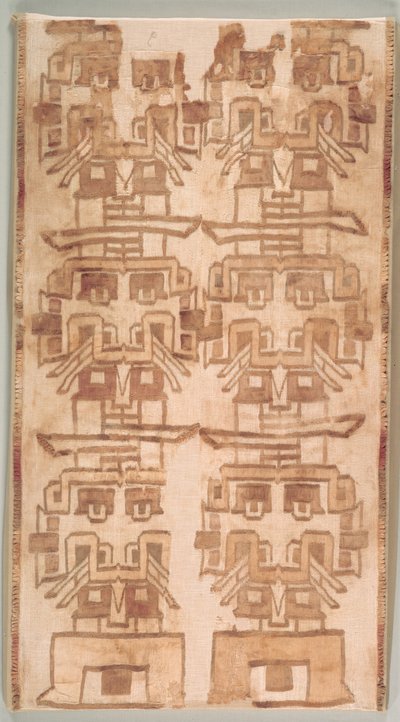 Dva textilní fragmenty s tesáky od Unknown artist