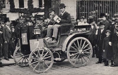 Soutěžící má bez koní automobilový závod, automobil od Unknown photographer