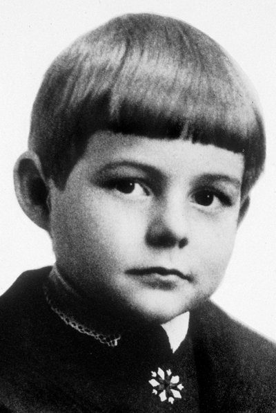 Ernest Hemingway jako dítě, Oak Park, USA od Unknown photographer