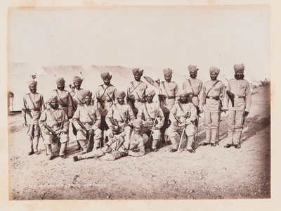 Indičtí důstojníci 28. Bombay Native Infantry, circa 1884 od Unknown