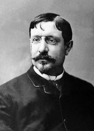 Portrét Jeana Josepha (Jean-Joseph) Constant dit Benjamin Constant (Benjamin-Constant) (1845-1902), francouzský orientalistický malíř a rytec. od Unknown photographer