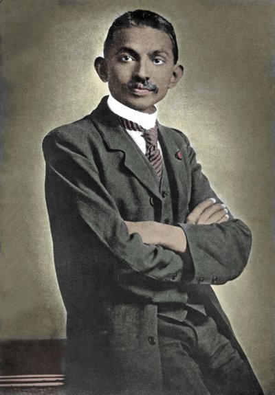 Portrét politického vůdce Mohandase Karamchand Gandhi (1869-1948) známého jako Mahátma, indický politický a duchovní vůdce od Unknown photographer