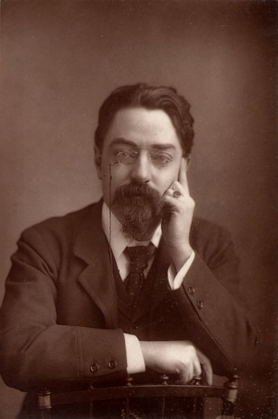 Sidney Webb, baron Passfield (1859-1947), anglický politický ekonom a sociální reformátor, asi 1890 (čb fotografie) od Unknown photographer