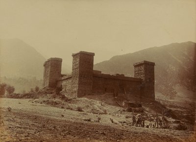 Pohled na pevnost Chitral, 1895 od Unknown photographer