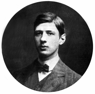 mladý Charles De Gaulle (1890-1970) jako student v roce 1909 od Unknown photographer
