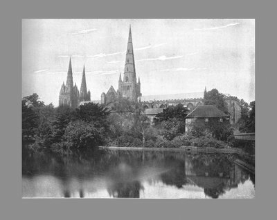 Katedrála Lichfield, c1900 od Valentine and Sons Ltd