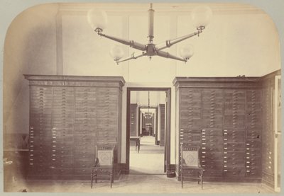 Pl. VII. Podkrovní příběh: Pracovní pokoje od Victor Prevost, Gaston L. Feuardent and Co., New York