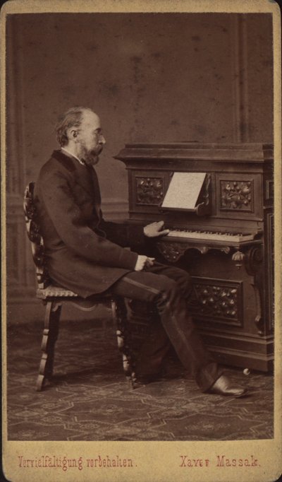 Portrét libretisty a skladatele Franze Friedricha Richarda Genée 1823-1895, cca 1880-1885. od Vienna . Photo studio Xaver Massak