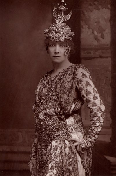 ""Henriette Rosine Bernard dite Sarah Bernhardt (1844-1923) (woodburytype) od W. and D. (after) Downey