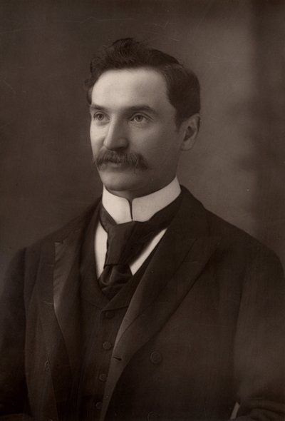 ""Solomon Joseph Solomon (1860-1927) anglický malíř portrétů a nástěnných maleb. V první světové válce zavedl použití kamufláže do britské armády. (woodburytype) od W. and D. (after) Downey