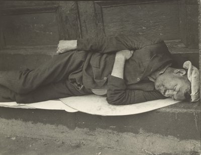 South Street, New York od Walker Evans