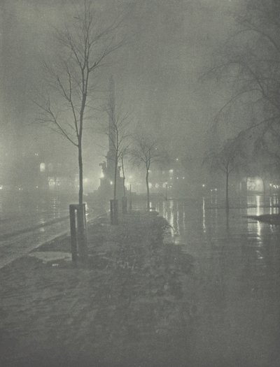 Mokrá noc, Columbus Circle, New York, c. 1897. od William A. Fraser