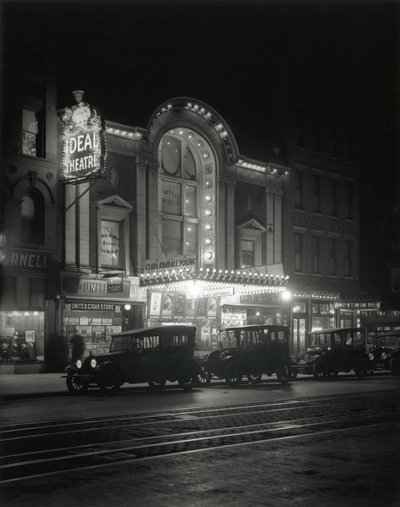Ideal Theatre, 693 Eighth Avenue, na 49th Street, cca 1916-17 od William Davis Hassler