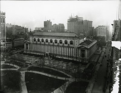 New York Public Library a Bryant Park, c.1910-21 od William Davis Hassler