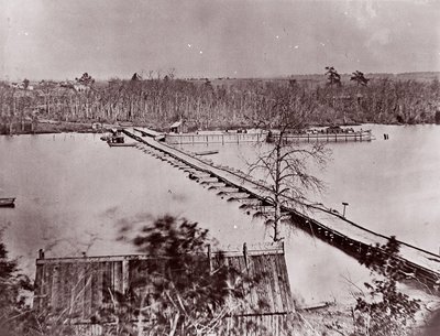 Pontoon Bridge, Broadway Landing, Appomattox River, 1861-65. od William Frank Browne