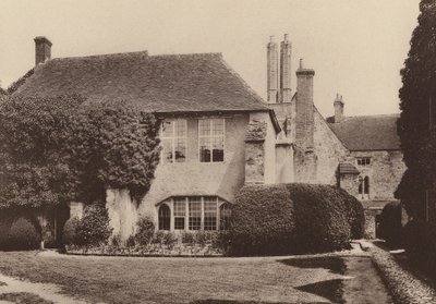Na hradě Amberley, Západní Sussex (čb fotografie) od William Galsworthy Davie