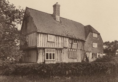 V Strawberry Hole, Northiam, Sussex (čb fotografie) od William Galsworthy Davie