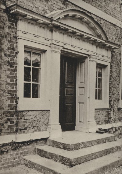 Doorway, The Broad, Hellingly, Sussex (černobílá fotografie) od William Galsworthy Davie