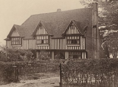 Hawkhurst Place, Highgate, Kent (čb fotografie) od William Galsworthy Davie