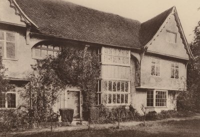 Dům ve Willesley Green u Cranbrooku, Kent (čb fotografie) od William Galsworthy Davie