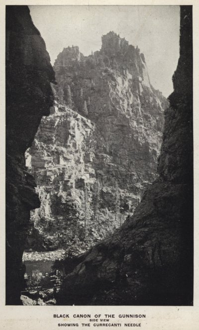 Canyons of Colorado: Black Canon of the Gunnison, boční pohled, ukazující jehlu Curecanti (černobílá fotografie) od William Henry Jackson
