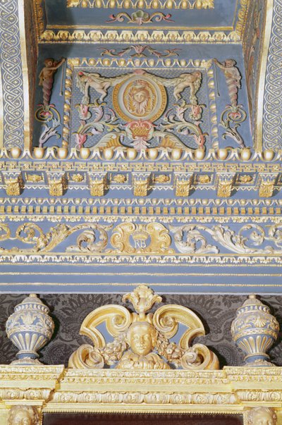 Detail stropu na fotografii Blue Velvet Room od William Kent