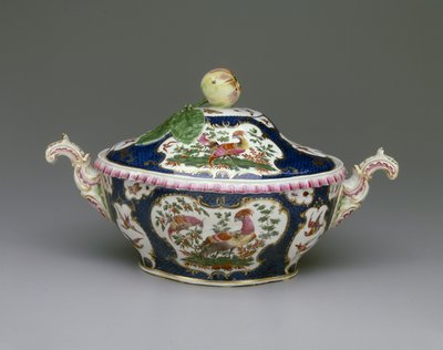 Tureen, kolem 1780 od Worcester Porcelain Manufactory
