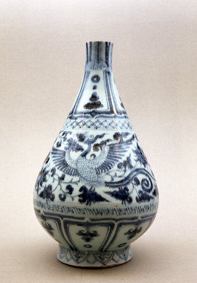 Modrá a bílá váza, dynastie Yuan (1206-1368) (keramika) od Yuan Dynasty Chinese School