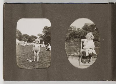 Album 20th Century Family Snapshot, c od Frederick (attr. to) Barnard
