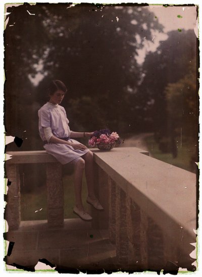 Autochrom mladé dívky, c 1910 od Frederick (attr. to) Barnard