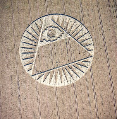 Kruh v obilí v pšeničném poli, Highclere, Hampshire, 21. července 2002 (letecký snímek) od Ferdinand Georg Waldmuller