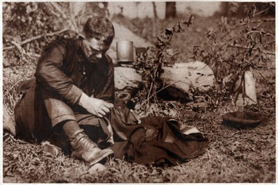 Tramp napodobující jeho oblečení. 1929 (tisk) od . .
