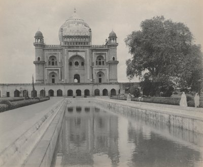 Hrob Safdarjung, Dillí od studio of A. W. A. Plâté Studio (Ceylonese)