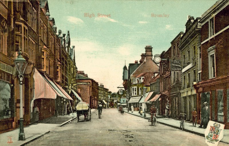 High Street, Bromley (barevná fotografie) od (after) English photographer