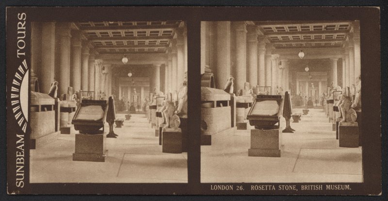 Londýn, Rosetta Stone, Britské muzeum (černobílá fotografie) od (after) English photographer