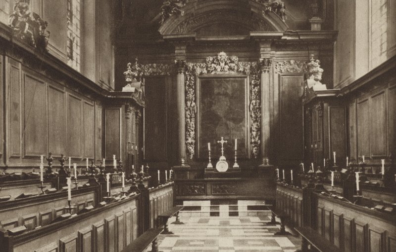 Kaple Trinity College od (after) English photographer