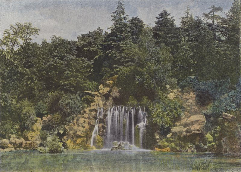 Bois de Boulogne, Vodopád (barevné foto) od (after) French Photographer