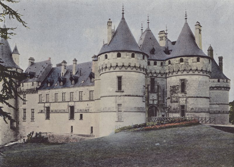 Chateau de Chaumont (barevné foto) od (after) French Photographer