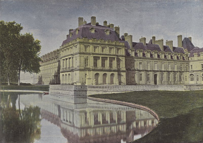 Fontainebleau, nádvoří fontány (barevné foto) od (after) French Photographer