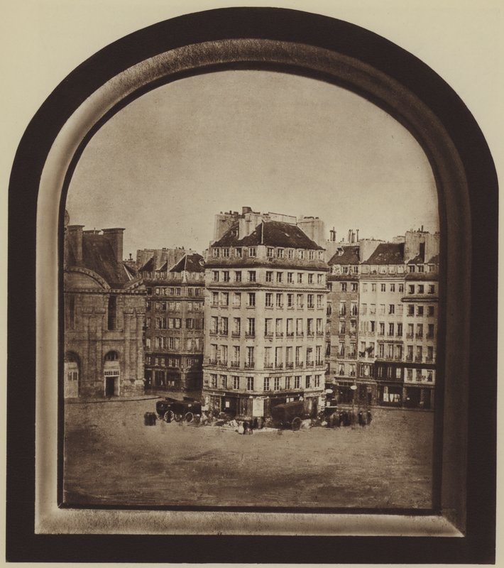 Hotel de Nantes, Place du Carrousel (černobílá fotografie) od (after) French Photographer