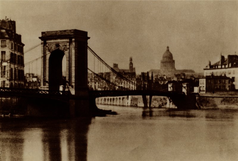 Most Louis-Philippe směrem k levému břehu (černobílá fotografie) od (after) French Photographer